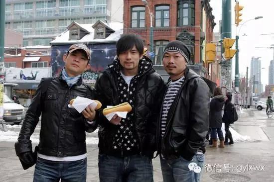 明星旅行糗事一籮筐 總有一個(gè)萌到你！