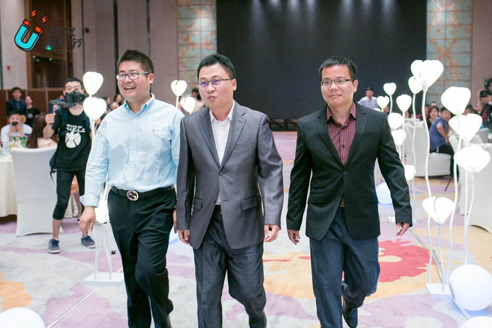 接下來這一組，人稱“江湖三……”