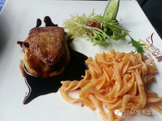 后切牛扒！某編輯和主播吃的贊不絕口，好吃！