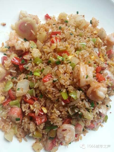 泰皇炒飯！神馬閣，反正以后我是不去了！