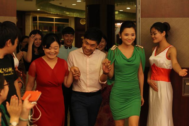 文靜、丁磊、葉子