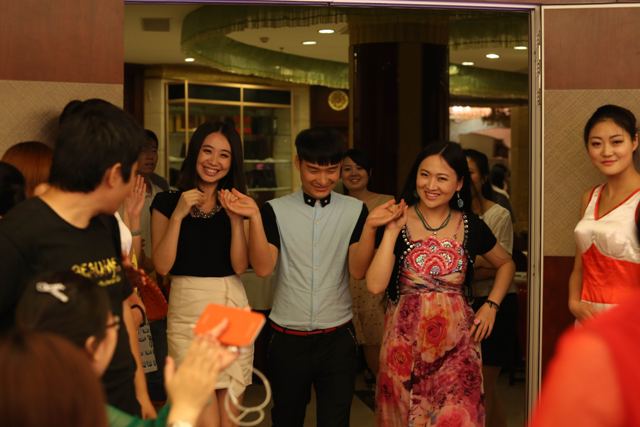 蔚藍(lán)、亞楠、安娜