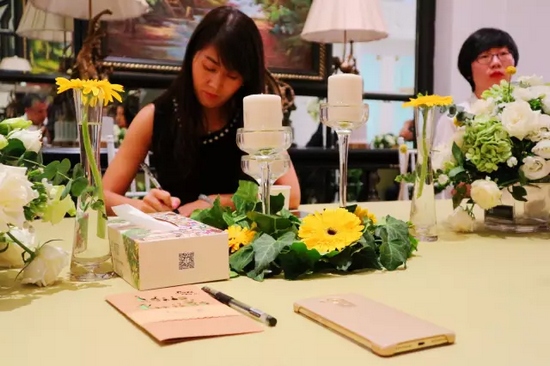 各位“小綠人”也把自己企業(yè)的問題通過卡片的形式，向劉東曉博士請教。