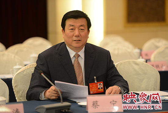 全國人大代表、河南省人民檢察院檢察長蔡寧