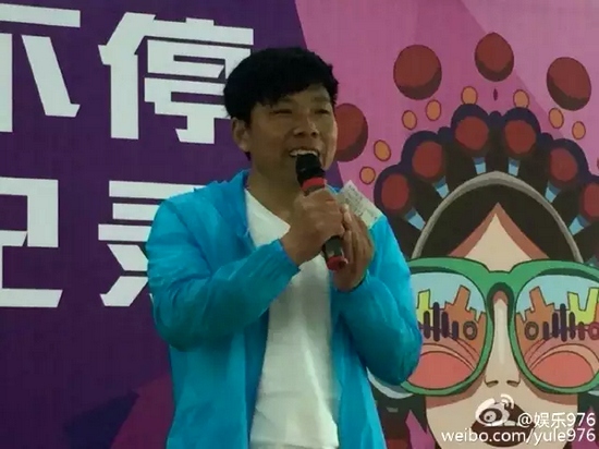 見證挑戰(zhàn)的戲迷代表陳紅森講述自己和戲曲的故事、見證歷史時刻的心情。