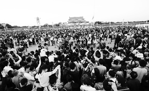 2014年假期安排因吐槽 帶薪休假何時實施是焦點 2014年假期安排因吐槽 帶薪休假何時實施是焦點