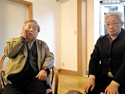 前晚，年過七旬的劉光嘉及妻子向記者講述強拆經(jīng)過。