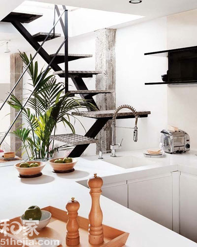 90平小戶復(fù)式公寓 畸零死角10圖巧填補(bǔ) 90平小戶復(fù)式公寓 畸零死角10圖巧填補(bǔ)