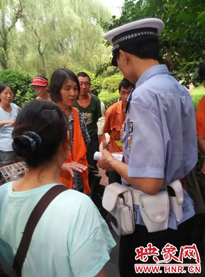 令人憤怒的是，這名老太太竟然報警說“她被環(huán)衛(wèi)工打了”