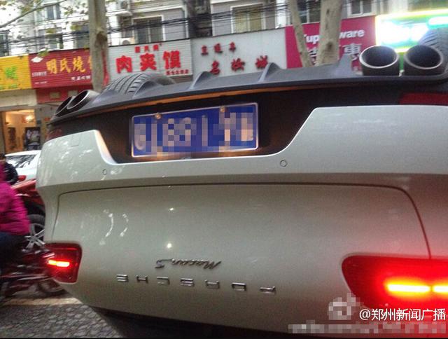 保時捷四腳朝天 保時捷四腳朝天