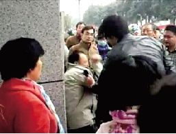 純屬誤會(huì)，人家不是人販子