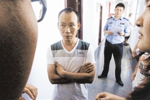 家屬沉默悲痛，不愿提起更多。