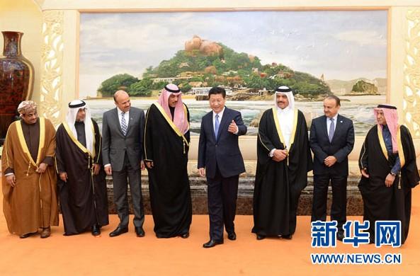 習近平唔海合會代表團:望早日簽署自貿(mào)協(xié)定 習近平唔海合會代表團:望早日簽署自貿(mào)協(xié)定