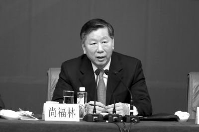 銀監(jiān)會(huì)主席尚福林。記者王海欣攝