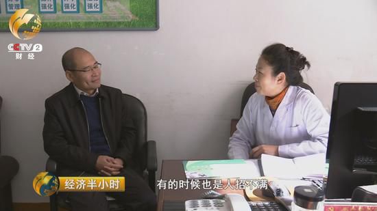 養(yǎng)老機(jī)構(gòu)負(fù)責(zé)人直接上門招聘的情況，在哈爾濱衛(wèi)生學(xué)校幾乎每周都有。