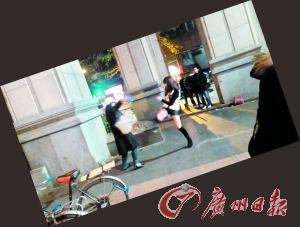 “保時捷女孩”踢腿救人。