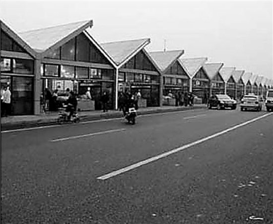 網(wǎng)友拍下的洞頭海鮮排檔照片。