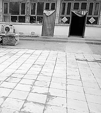 案發(fā)院落，血跡已被掩蓋。