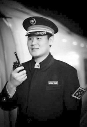 袁閱說，女友讓他挺感動 本人供圖