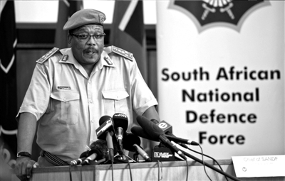 3月23日，中非共和國首都班吉，從加蓬首都利伯維爾出發(fā)的法國增援部隊共計200名士兵抵達班吉國際機場