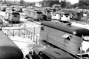 美國的一個移動拖車房社區(qū) 資料圖片