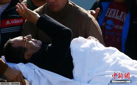 　埃及法院29日作出終審判決，裁決前總統(tǒng)穆巴拉克涉嫌謀殺示威者一案不成立，穆巴拉克將無罪釋放。圖為穆