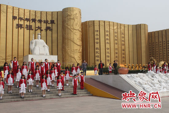 彩排現(xiàn)場(chǎng)。