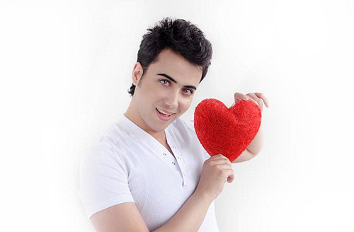 伊拉克18歲大學(xué)生自稱地球上最帥男人(網(wǎng)頁截圖) 伊拉克18歲大學(xué)生自稱地球上最帥男人(網(wǎng)頁截圖)