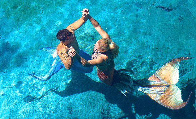 "美人魚(yú)情侶"的唯美愛(ài)情 "美人魚(yú)情侶"的唯美愛(ài)情