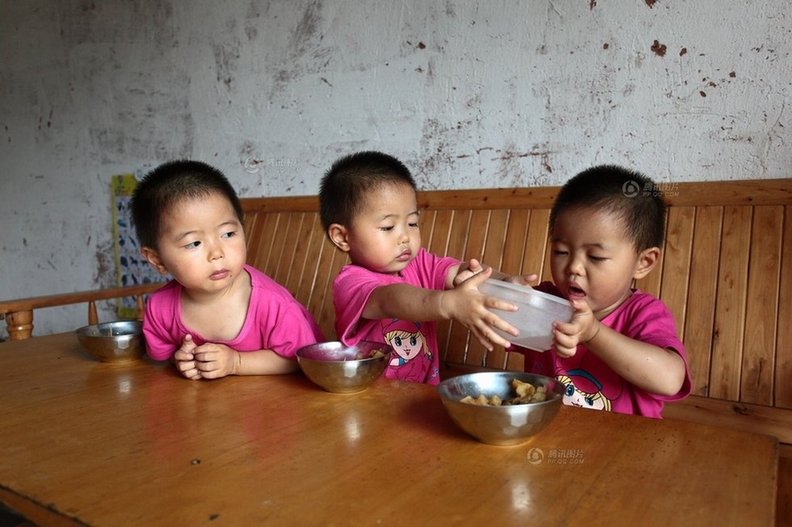 高齡產(chǎn)婦和她的三個(gè)娃 高齡產(chǎn)婦和她的三個(gè)娃