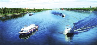 通州大運(yùn)河已成為人們休閑的好去處。