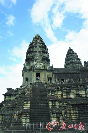 小吳哥,就是開頭提及的吳哥窟代表性景致的所在地。