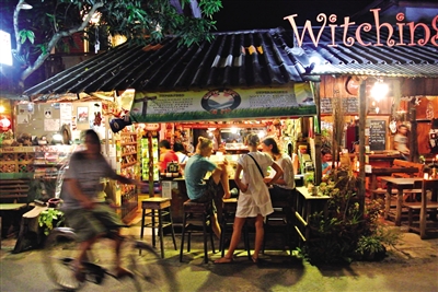 拜縣Pai的夜市?！⌒戮﹫?bào)記者　王遠(yuǎn)征　攝