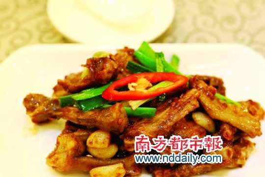 低，是實惠也是風格俗 是喜劇也是味道