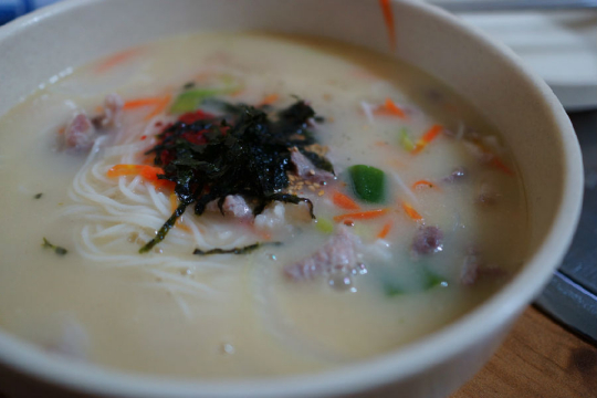 鮮美的湯面 鮮美的湯面