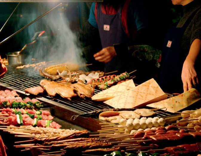 廟不離市、市不離廟的臺(tái)灣小吃