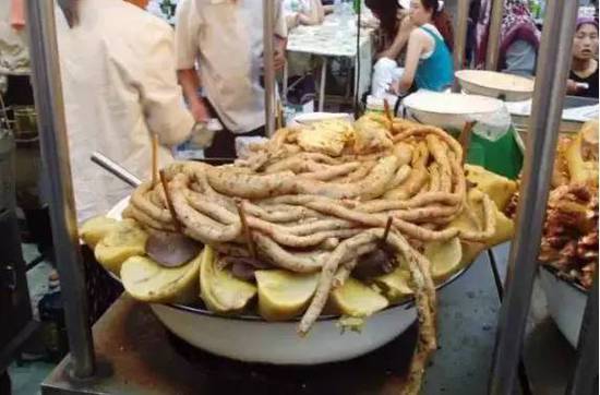 新疆奇葩”黑暗料理“ 你吃過嘛？