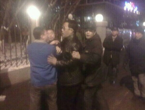 轉(zhuǎn)發(fā)到微博網(wǎng)曝趙本山徒弟駕無牌路虎追尾打人。