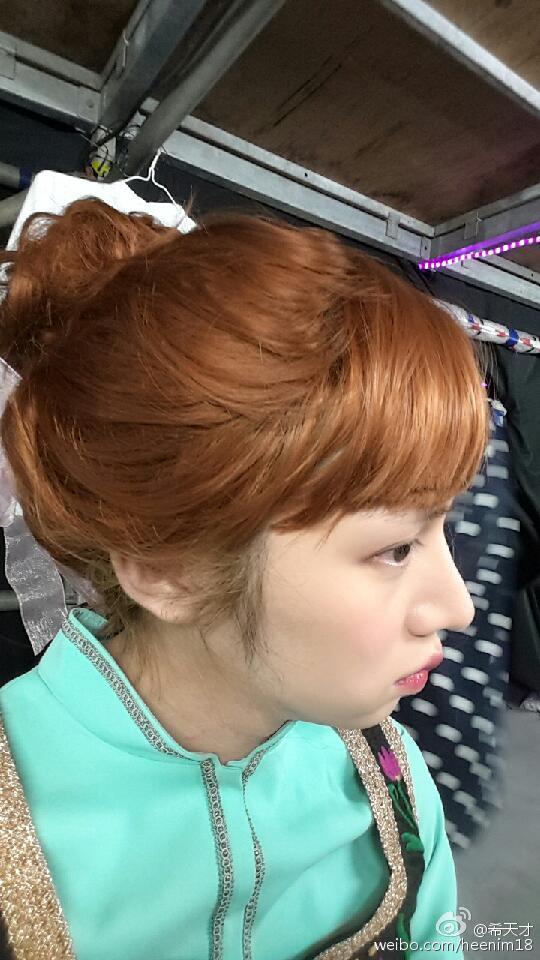 金希澈丸子頭 金希澈丸子頭