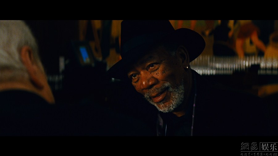 《驚天魔盜團(tuán)》曝中文預(yù)告片 《驚天魔盜團(tuán)》曝中文預(yù)告片