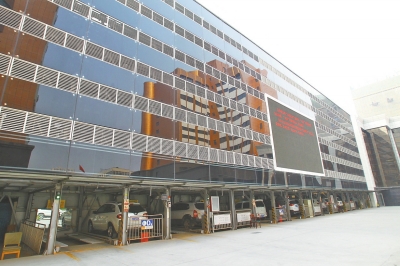 鄭州將新增3.1萬個(gè)停車位 今年仍力推“立體車庫(kù)” 鄭州將新增3.1萬個(gè)停車位 今年仍力推“立體車庫(kù)”