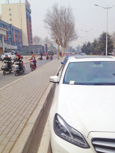 鄭州將新增3.1萬個(gè)停車位 今年仍力推“立體車庫(kù)” 鄭州將新增3.1萬個(gè)停車位 今年仍力推“立體車庫(kù)”