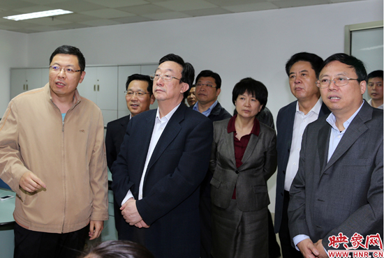 5月9日上午11點10分，河南省委書記郭庚茂一行來到映象網(wǎng)視察。映象網(wǎng)記者 邵恰 段晉哲攝
