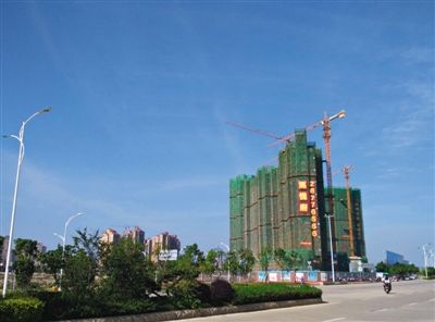 泉州東海片區(qū)海悅府地產(chǎn)項目。該項目開發(fā)公司董事蔡俊偉于春節(jié)前被帶走調(diào)查。