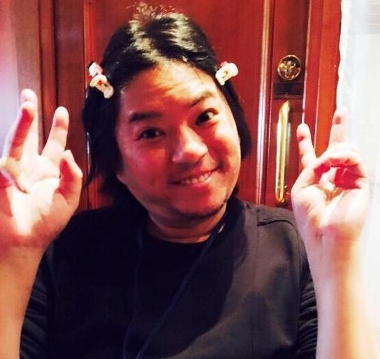 有一種傷害叫高曉松的自拍。