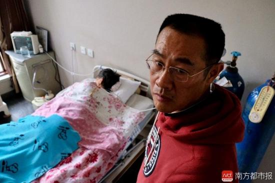 王煥凱說，要通過堅持刑事訴訟，換張津華和社會一個公道。（羅逸爵 攝）