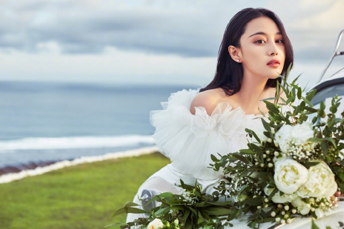 張馨予的婚紗成了淘寶爆款，知道價格后讓人大跌眼鏡！