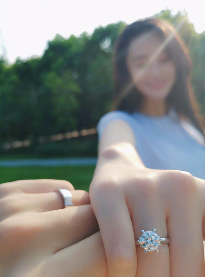 張馨予的婚紗成了淘寶爆款，知道價格后讓人大跌眼鏡！