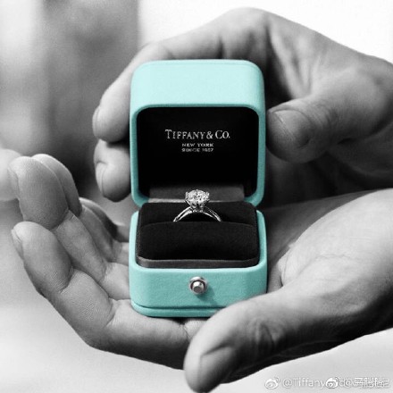 張馨予的婚紗成了淘寶爆款，知道價格后讓人大跌眼鏡！