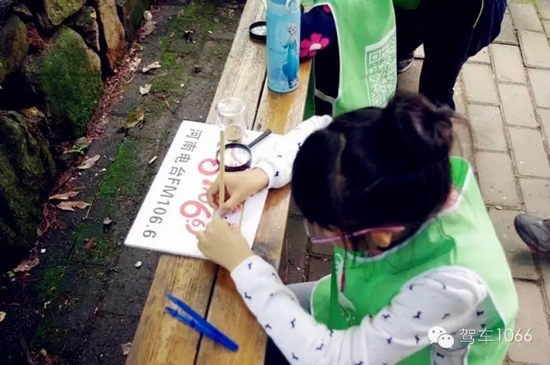 寶貝，爸爸媽媽一直在身后看你認(rèn)真完成任務(wù)！我的女兒棒棒噠！